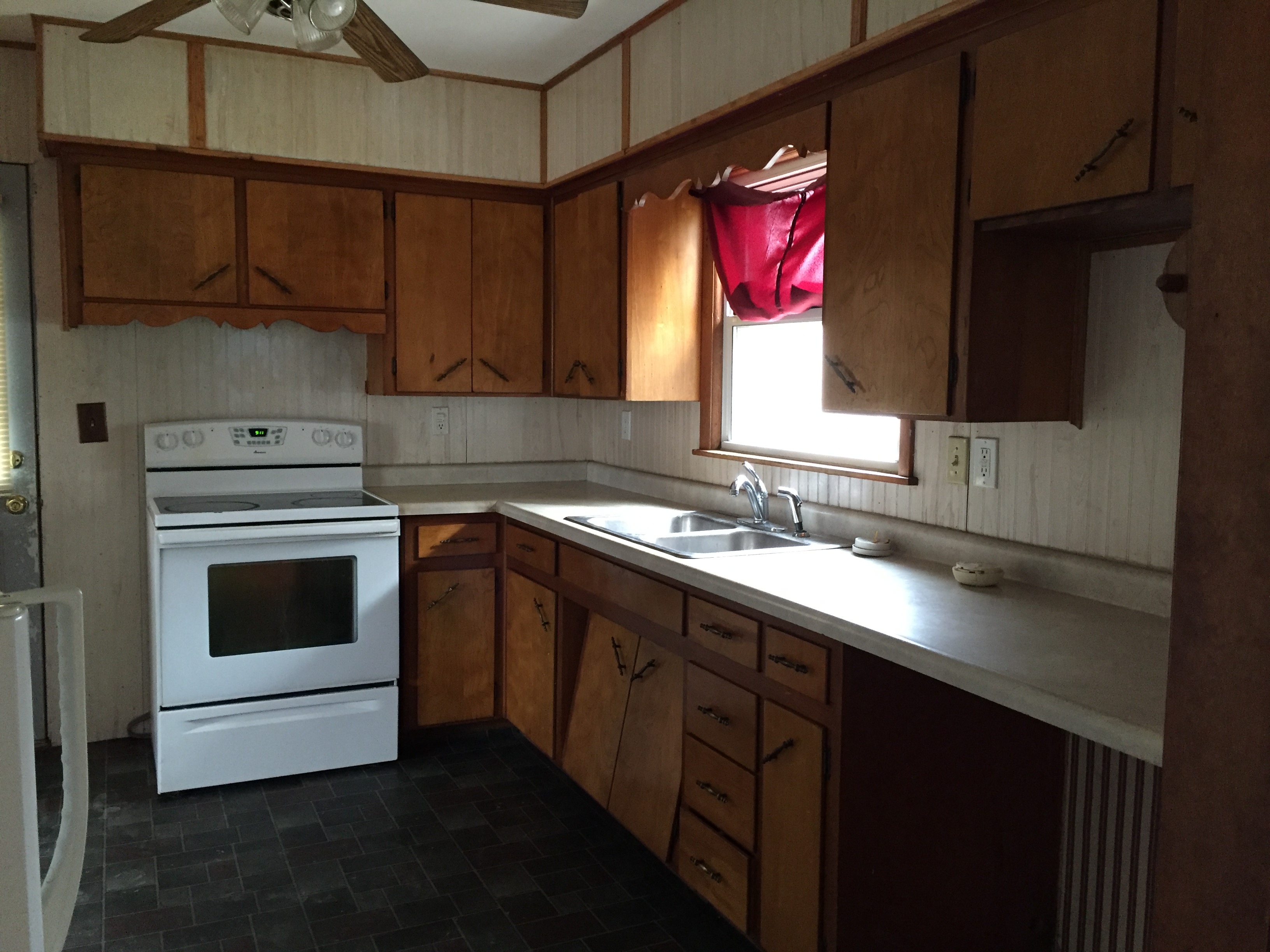 waterloo House Real Estate 1222 Columbia SulenticFischels